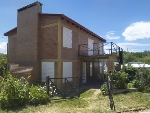 Venta de dos duplex alpa corral