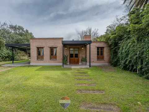 Venta casa 3 dormitorios+pileta villa allende cba.