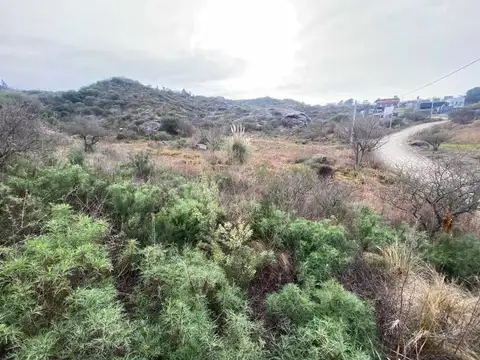 Vende permuta terreno 2071 m2 escritura carlos paz