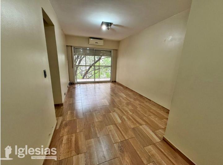 Departamento · 70m² · 4 Ambientes · 1 Cochera