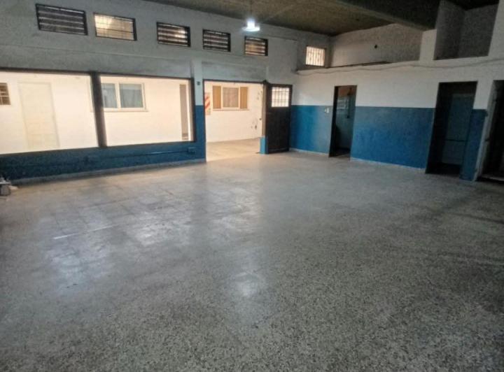 Bodega-Galpón · 340m² · 1 Cochera