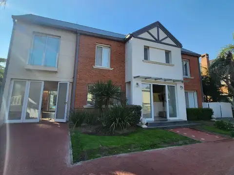 Casa en san marino (funes hills)
