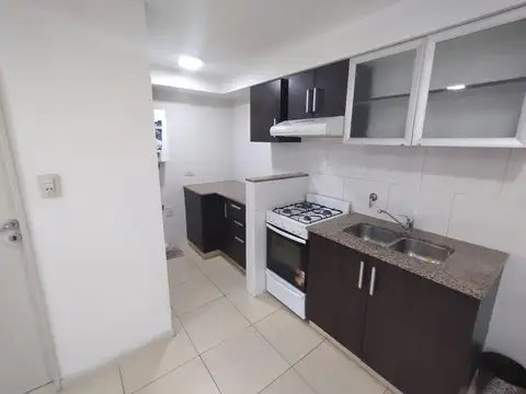 Excelente departamento en alquiler ubicado  en tucumán al 1300