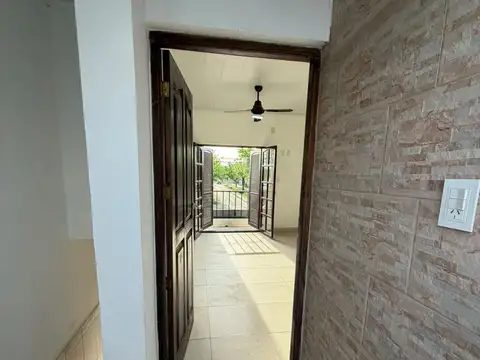 Se alquila departamento sobre calle olessio rqta.