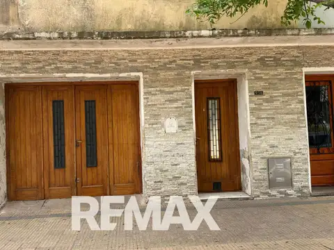 Casa en elortondo, al lado de la escuela 164