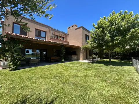 Casa en Venta en Puertos - Barrio Marinas, Countries y Barrios Cerrados en Escobar