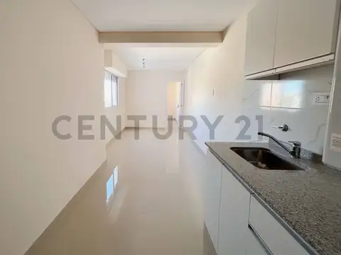 Venta monoambiente con balcon + patio en construcción . centro rosario