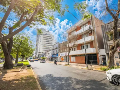 Departamentos de 2 dorm sobre av. freyre