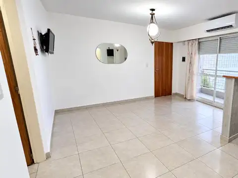 Departamento en echesortu un dormitorio con balcón