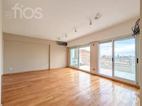 Venta departamento de 3 dormitorios con balcon aterrazado  parrillero, cochera y amenities en martin