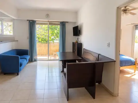 Alquiler departamento 2 amb. villa real amoblado