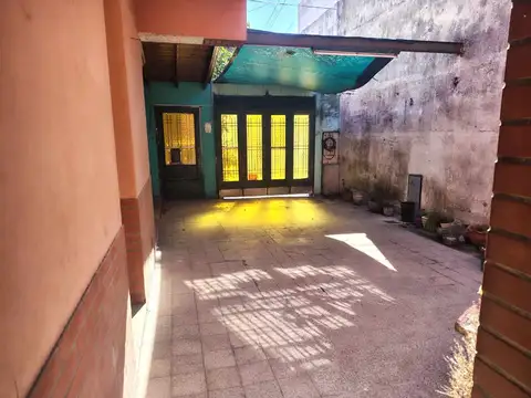Casa en venta lote propio cochera villa lugano