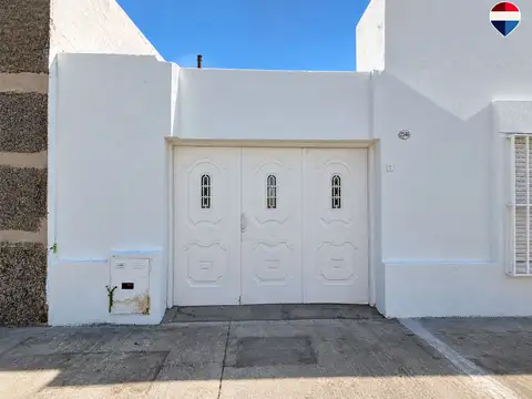 Venta casa 4 amb  cochera terraza nueva pompeya