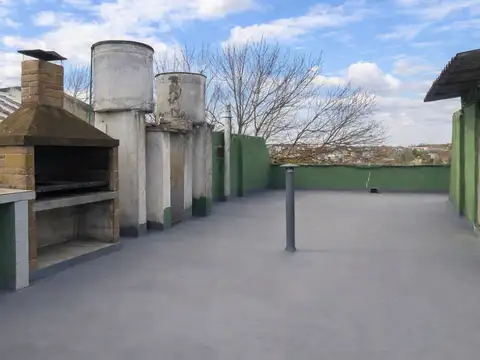 Venta casa 6 ambientes (flores)