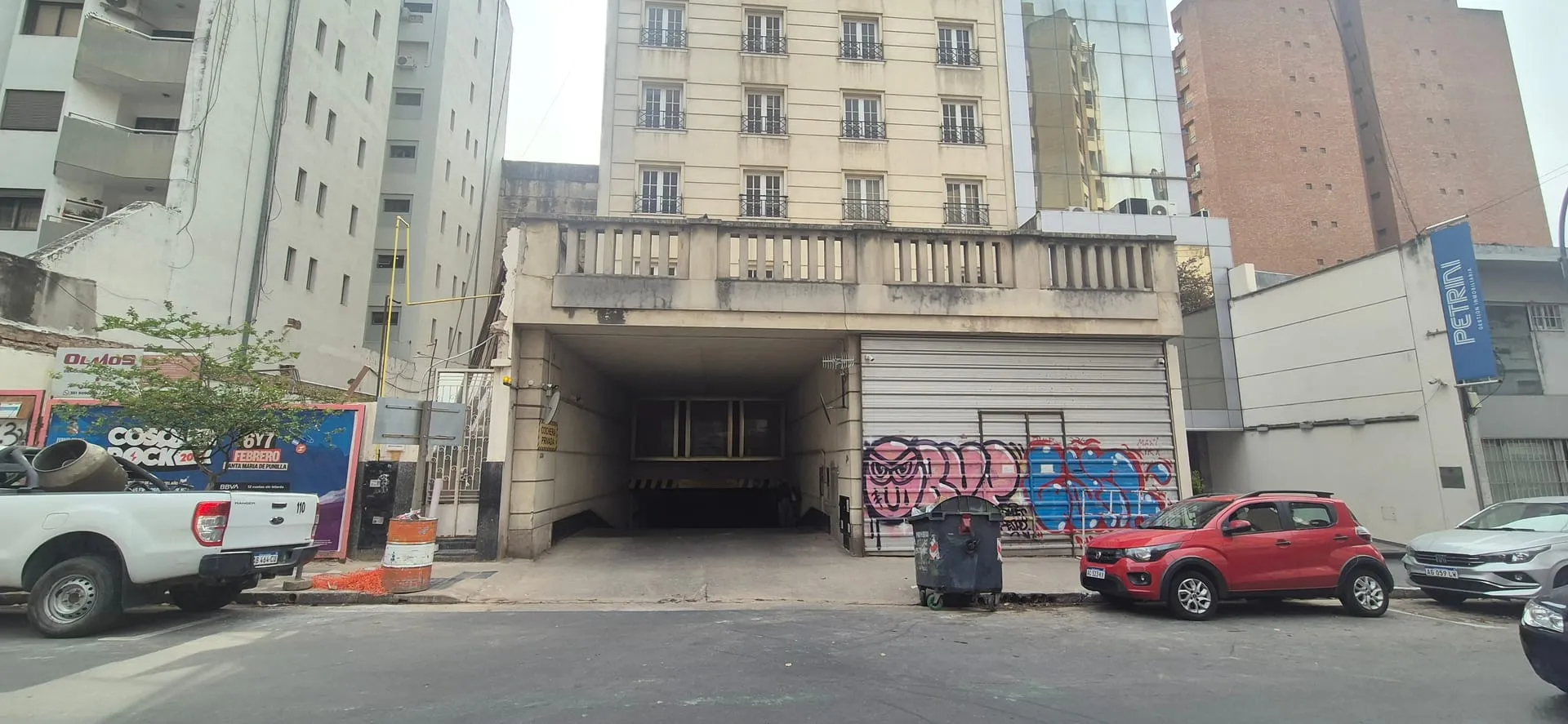Oportunidad cochera en venta a metros de la Municipalidad y de Patio Olmos
