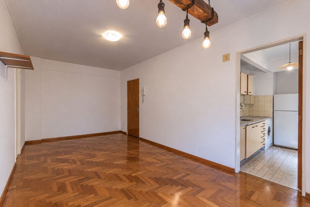 VENTA DEPARTAMENTO UN DORM CON BALCON B.LOURDES