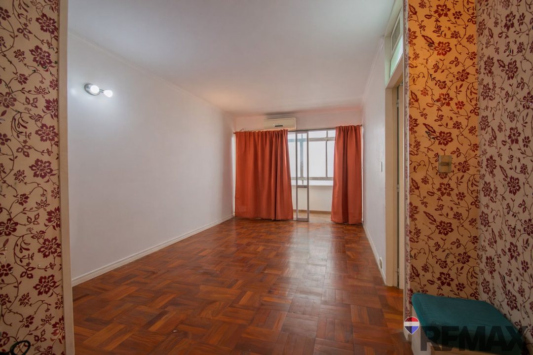 Venta 3 ambientes C/BALCON Y ESCRITORIO Colegiales