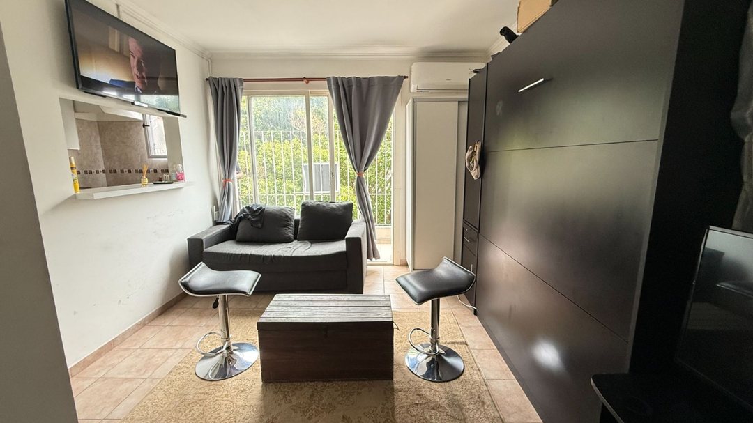 VENTA Monoambiente AMOBLADO con Balcon