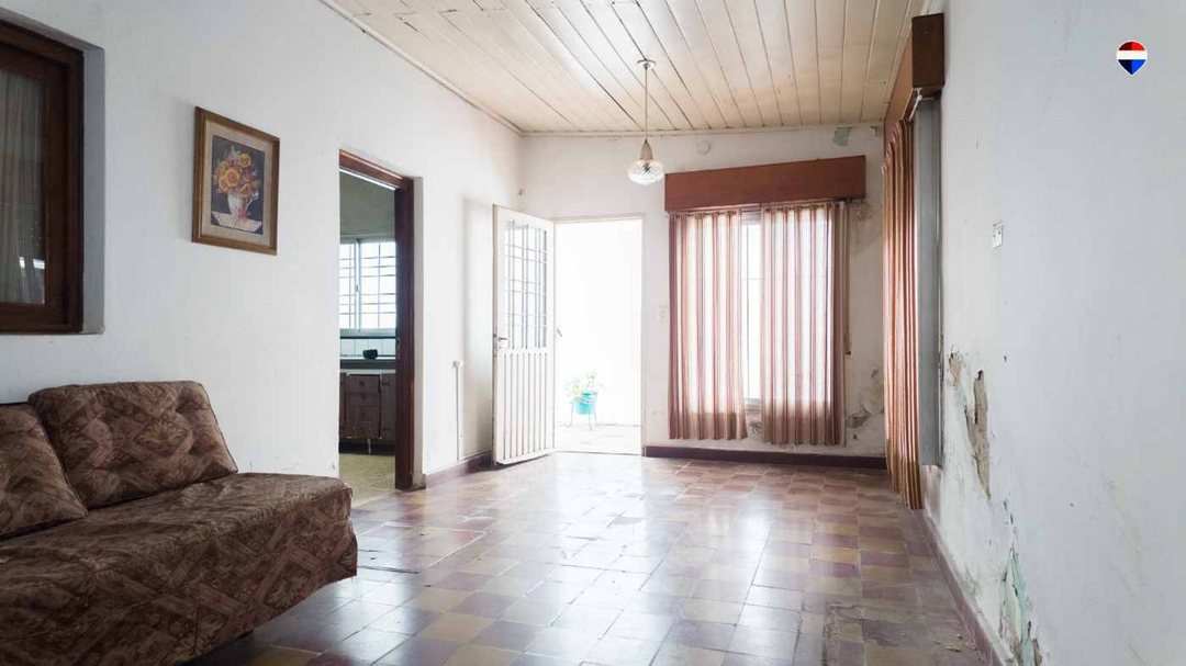 VENTA CASA 4 AMB EN QUILMES CON PATIO