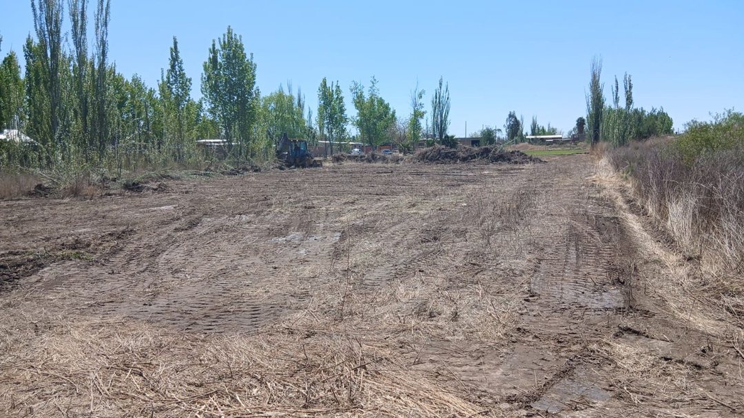 VENTA LOTE 4000 M2 FERRARI LOS CORRALITOS MENDOZA