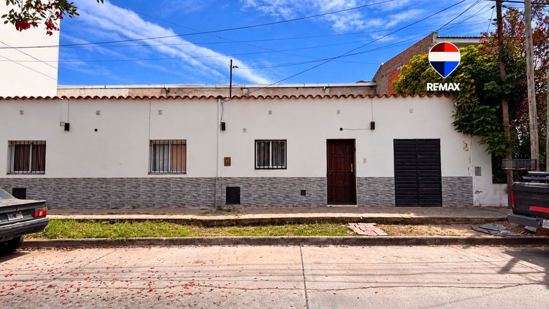 CASA 3 DORM VENTA ZONA MATERNO INFANTIL