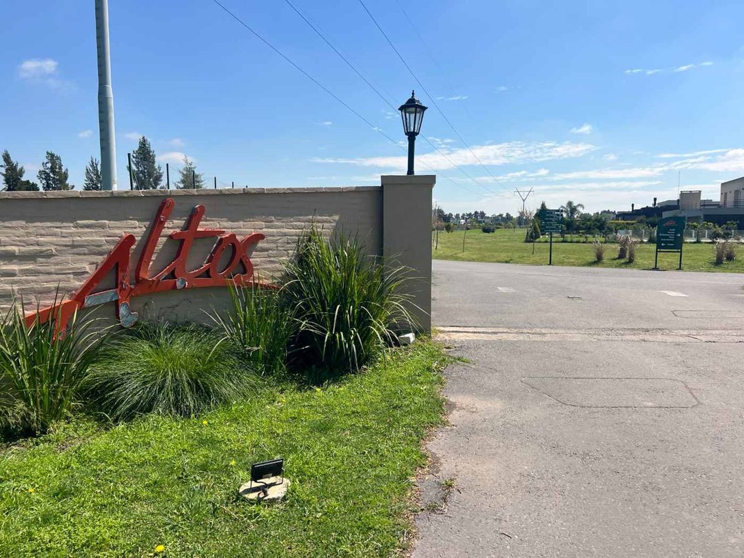VENTA TERRENO ALTOS DE CAMPO GRANDE