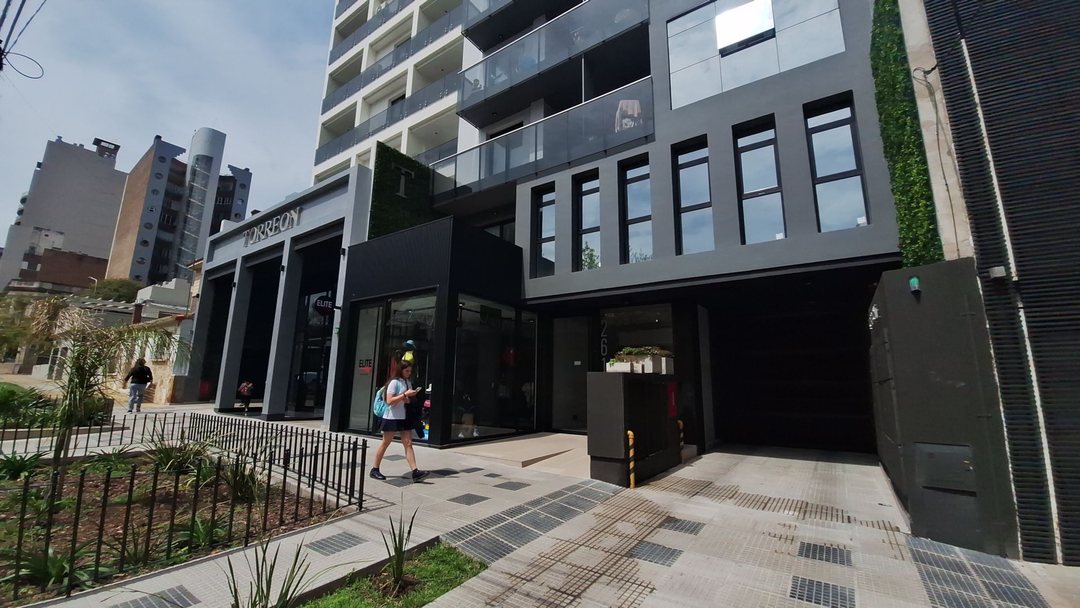 Depto exclusivo a estrenar con vista al río Paraná