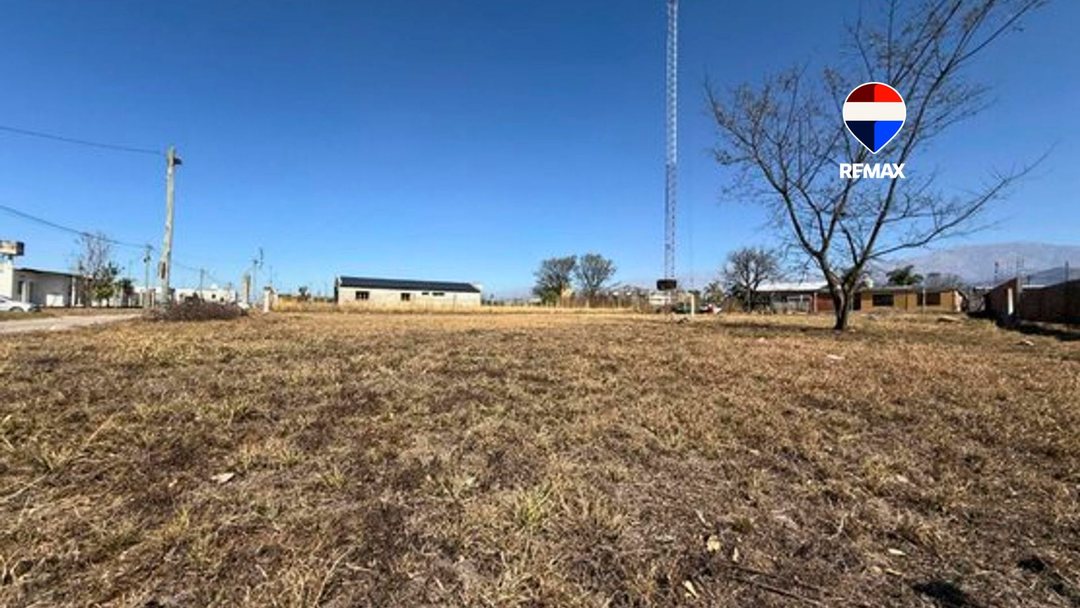 TERRENO DE 864M2 EN VENTA LOS ROBLES ZONA SAN LUIS