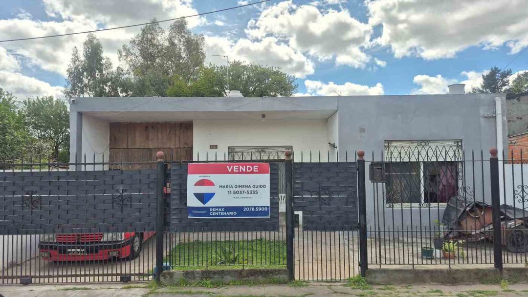 VENTA CASA 5 AMB MORENO V CUARTEL- GARAGE Y PILETA