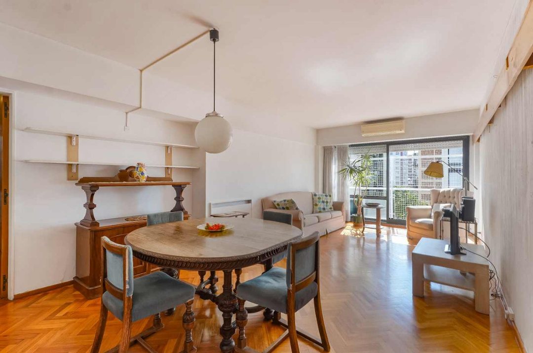 Venta Departamento 5 amb con Cochera, Martínez