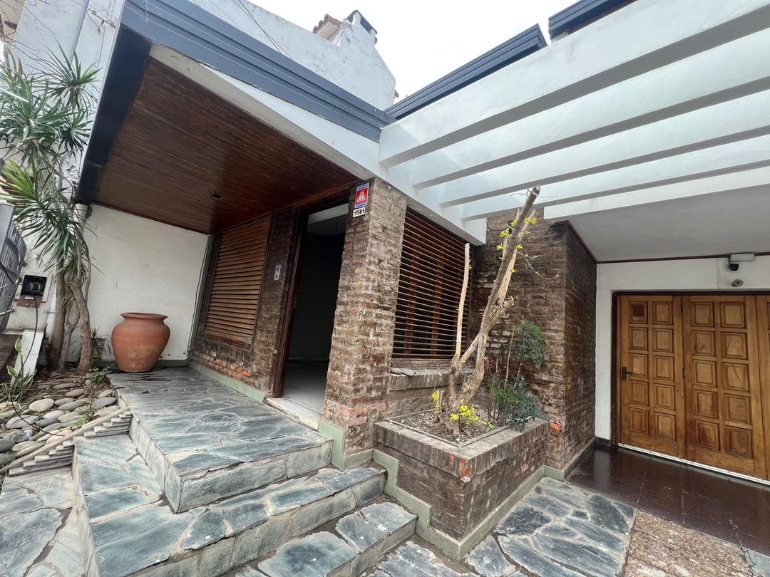 VENTA CASA 3 DORMITORIOS SANTO TOME
