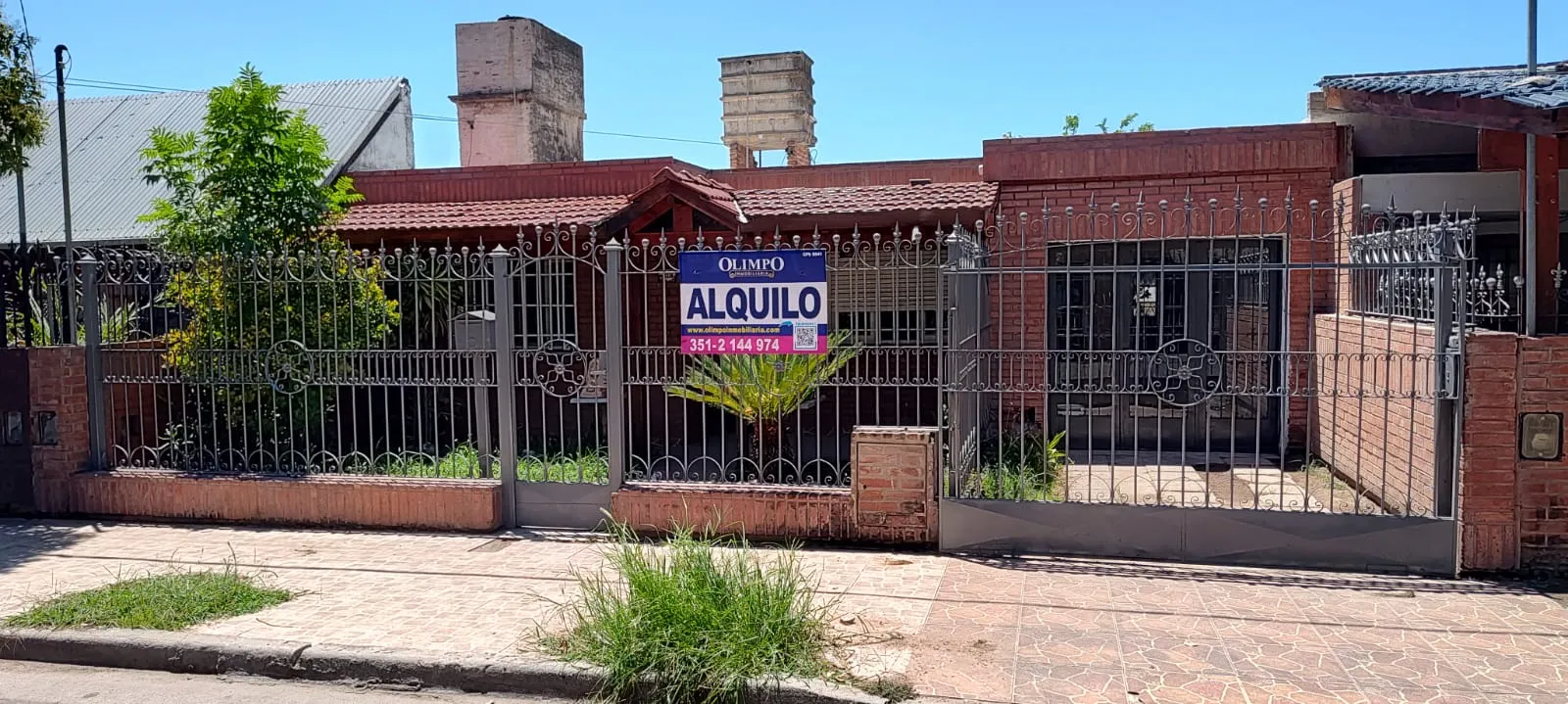 ALQUILO CASA 2 DORM + DPTO INTERNO 1 DORM - B° RESIDENCIAL AMÉRICA