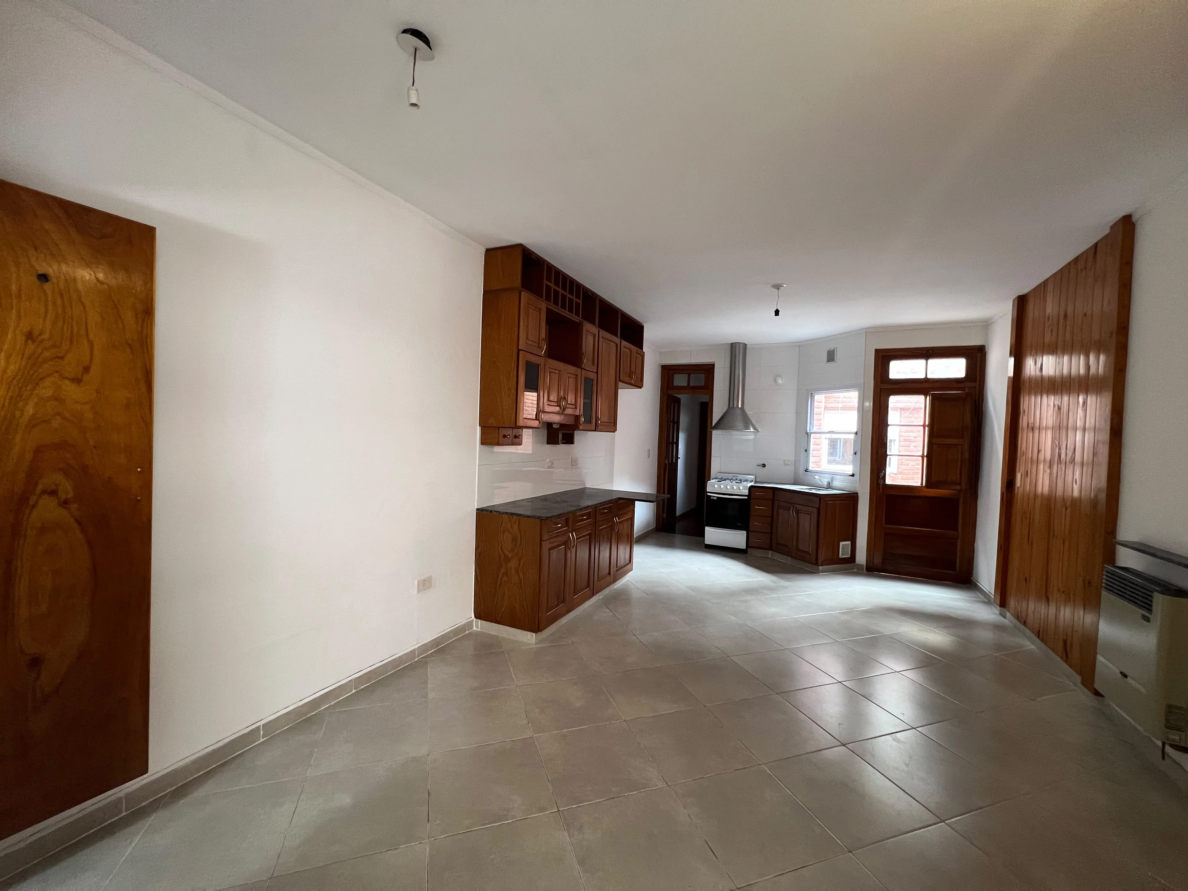 CENTRO 1 DORM AMPLIO PB SIN EXPENSAS