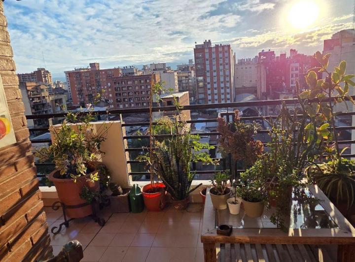 Departamento · 230m² · 6 Ambientes · 1 Cochera
