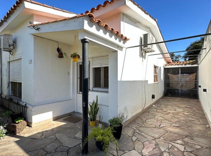 Casa · 139m² · 3 Ambientes · 1 Cochera