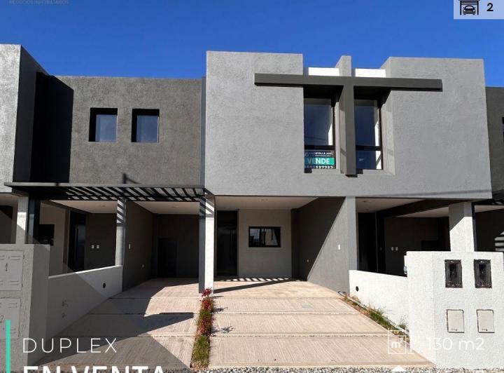Casa · 146m² · 4 Ambientes · 2 Cocheras