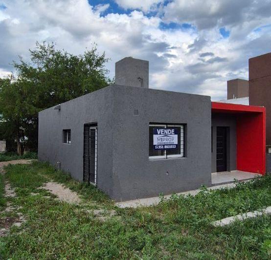 Casa · 80m² · 4 Ambientes