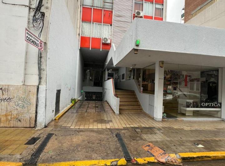Garage · 30m² · 1 Cochera