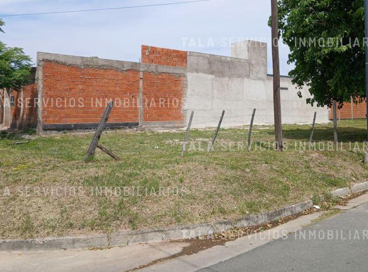 Terreno · 400m²