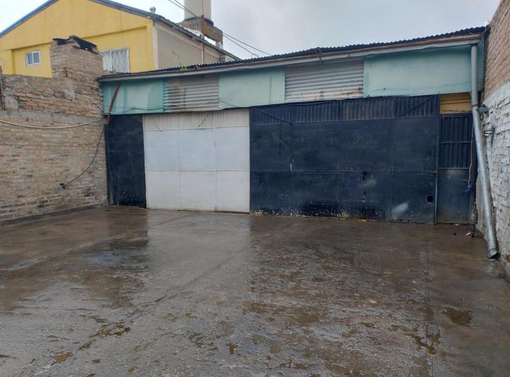 Bodega-Galpón · 64m²