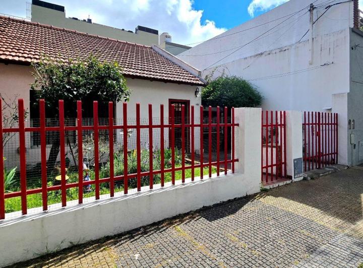 Casa · 122m² · 4 Ambientes · 1 Cochera