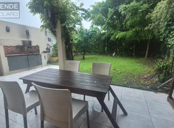 Casa · 201m² · 5 Ambientes
