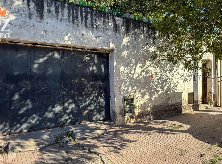 Casa · 90m² · 2 Ambientes · 1 Cochera