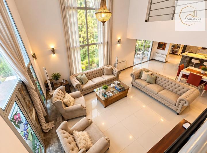 Casa · 290m² · 6 Ambientes · 5 Cocheras