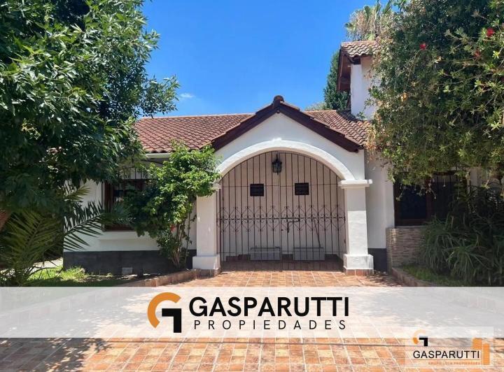 Casa · 120m² · 3 Ambientes · 2 Cocheras