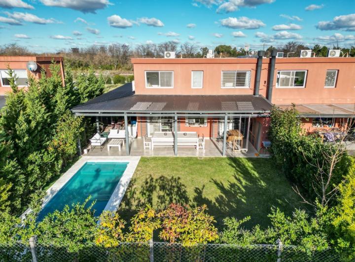 Casa · 120m² · 5 Ambientes