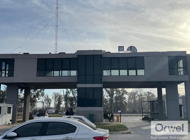 Depósito · 1500m²