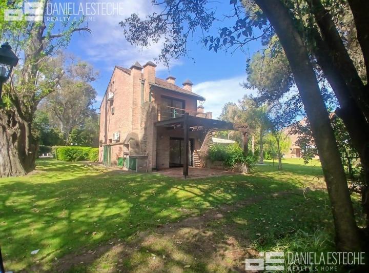 Departamento · 70m² · 4 Ambientes · 1 Cochera