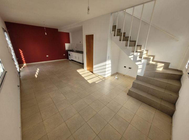 Casa · 70m² · 3 Ambientes · 1 Cochera