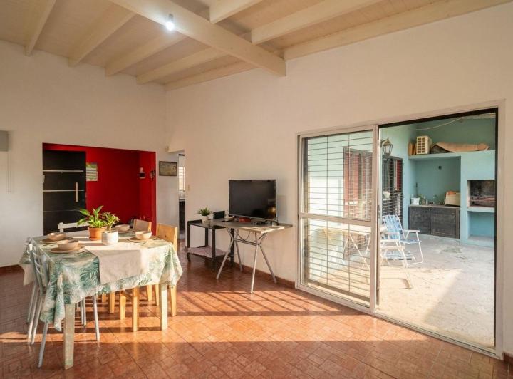 Casa · 76m² · 3 Ambientes · 2 Cocheras